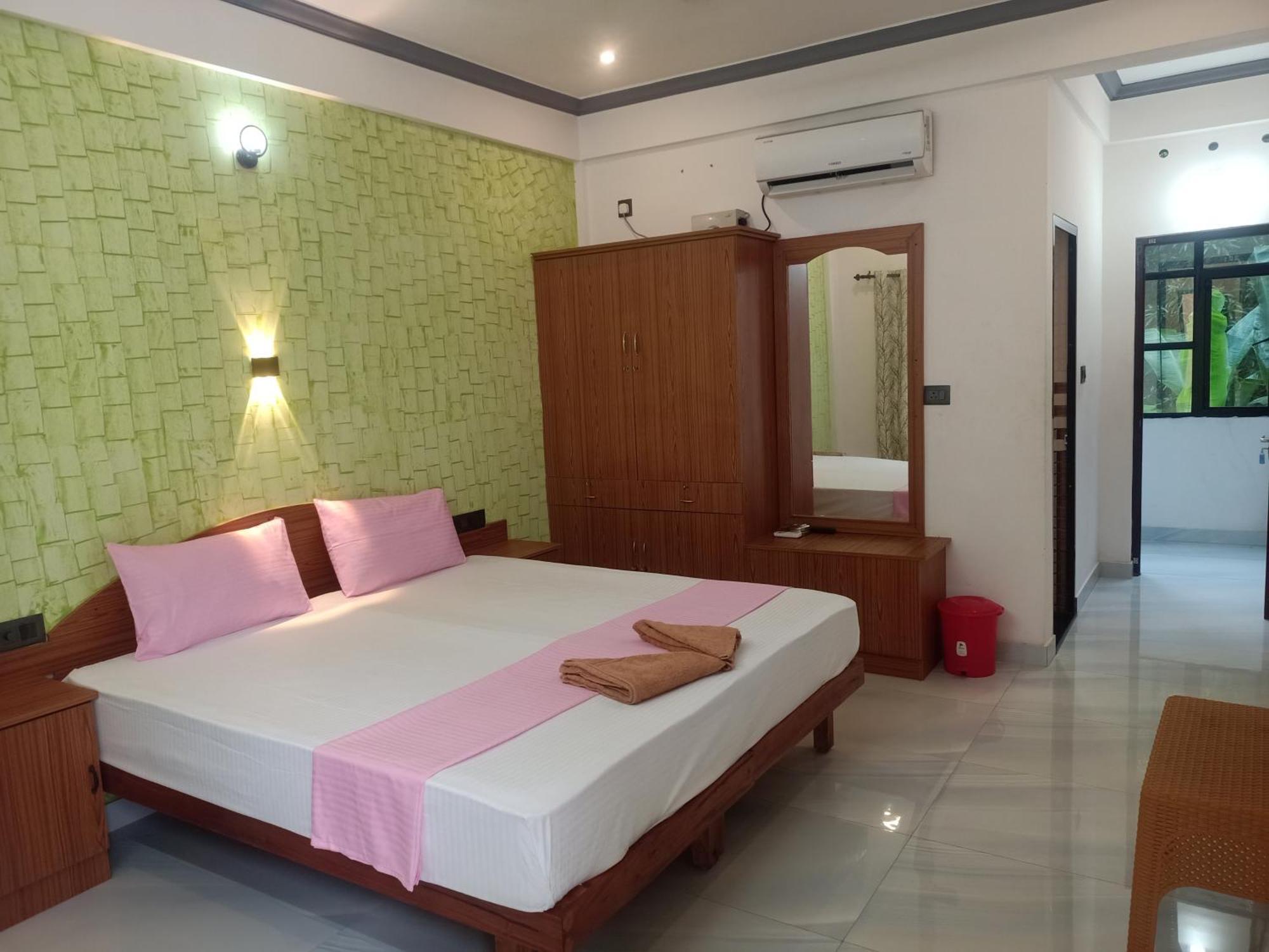Anby Beach Resort Kovalam Exterior foto